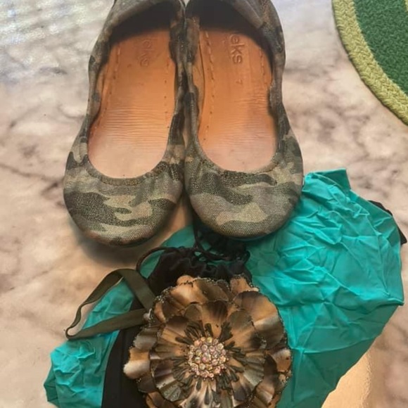 Tieks Shoes - Tieks - Size 7 - Camo